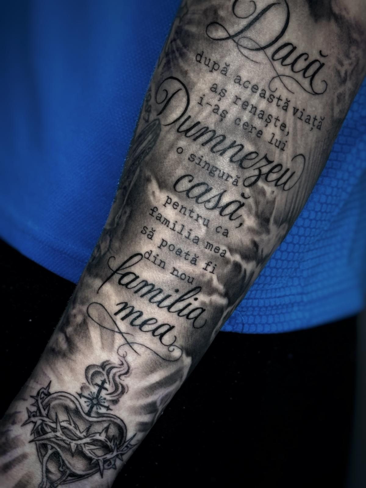Lettering familiar sobre brazo
